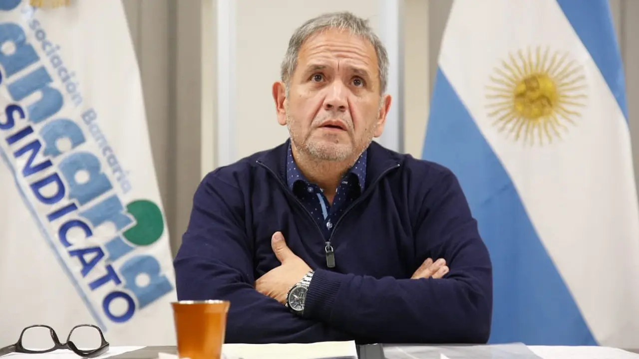 Actualizan salarios bancarios: el básico inicial queda en $2.187.023,79