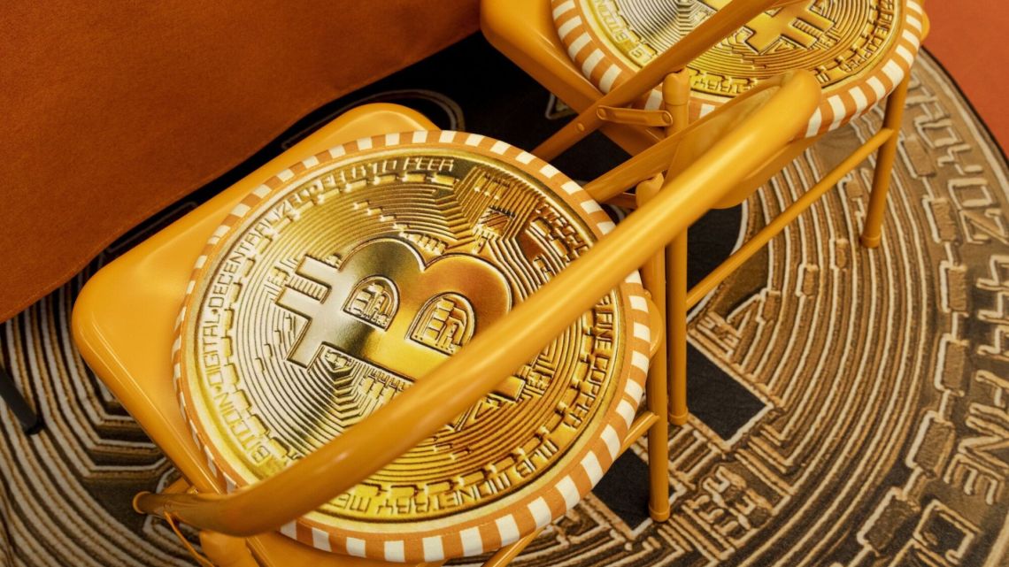 Oro vs Bitcoin: por qué los bancos centrales vuelven al lingote